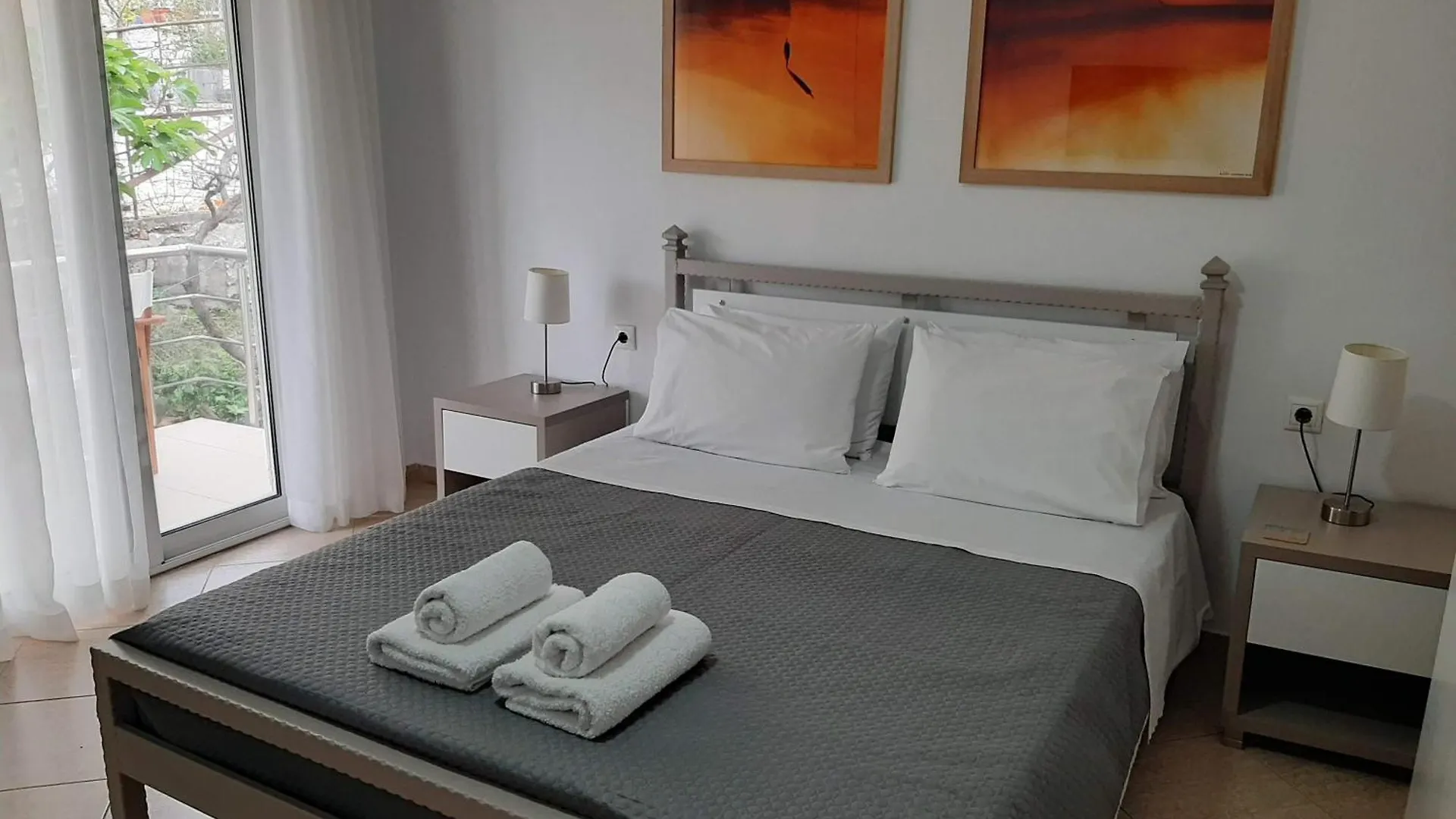 Meto Rooms Sarandë Affittacamere