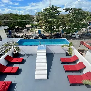 https://balam-playa-15th-ave.quintano-roohotels.com