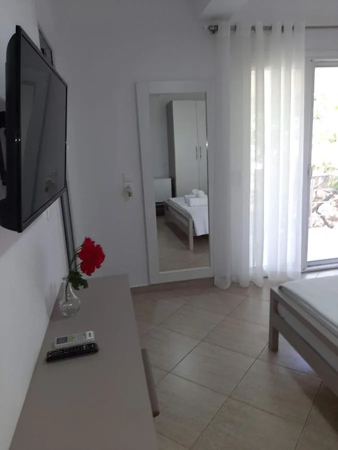 Meto Rooms Sarandë Pensionat